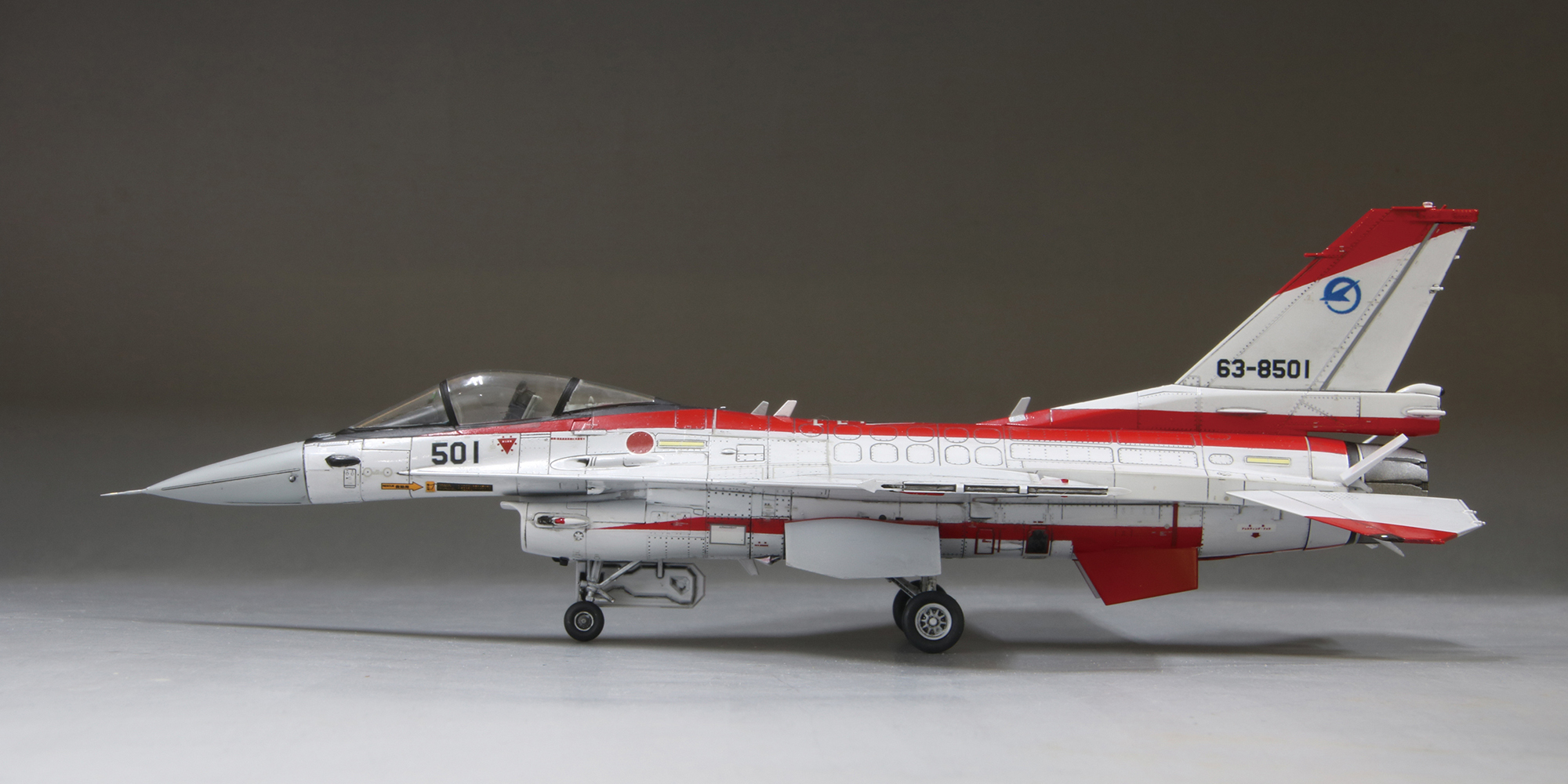 1/72 航空自衛隊 F-2B “飛行開発実験団 101号機” 【限定品】 タムタム 