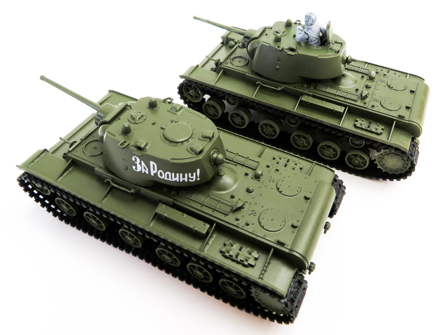 1/72 WW.II ソビエト軍 重戦車 KV-1 1942年型 鋳造砲塔 1942年 西部 