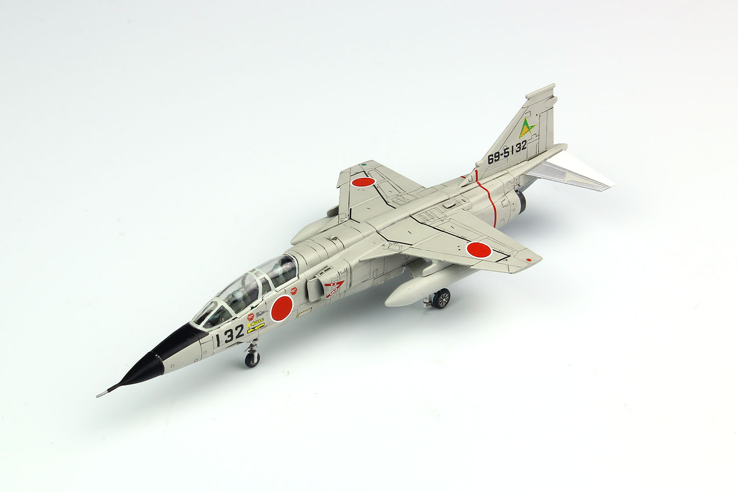 1/144 航空自衛隊 F-2A 第8飛行隊 創隊60周年記念塗装機 タムタムオンラインショップ札幌店 通販 ミリタリーモデル