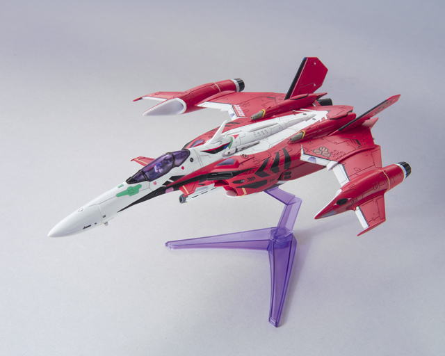 1/100 YF-29デュランダルバルキリー ファイターモード アルト機 ...