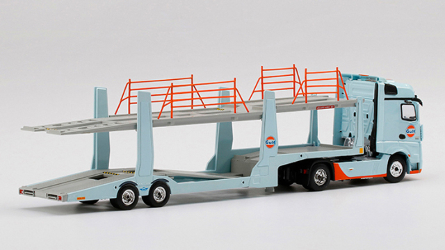 MINI GT ミニカー　メルセデスベンツ　カーキャリアー　ガルフ MINI-GT 1/64 メルセデス ベンツ アクトロス w/カーキャリア