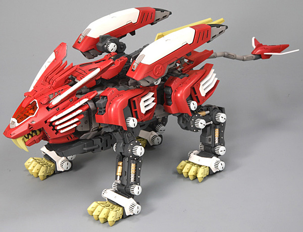 1/72 HMM RZ-028 ブレードライガーAB レオン仕様『ゾイド -ZOIDS 