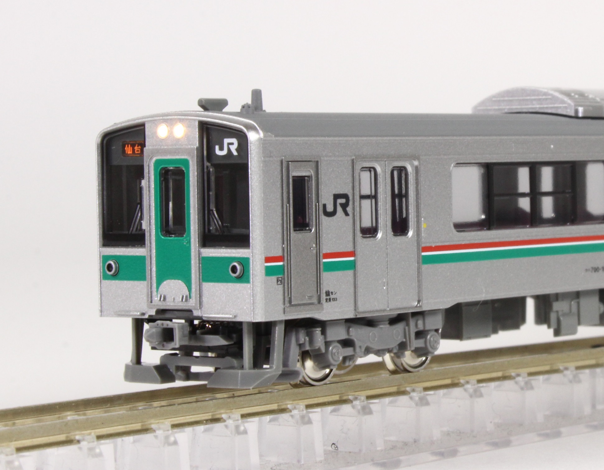 人気最安値KATO 10-1553&1554 JR東日本701系1000番台仙台色4輌編成基本セット+2輛編成セット新品の出品します。 通勤形電車