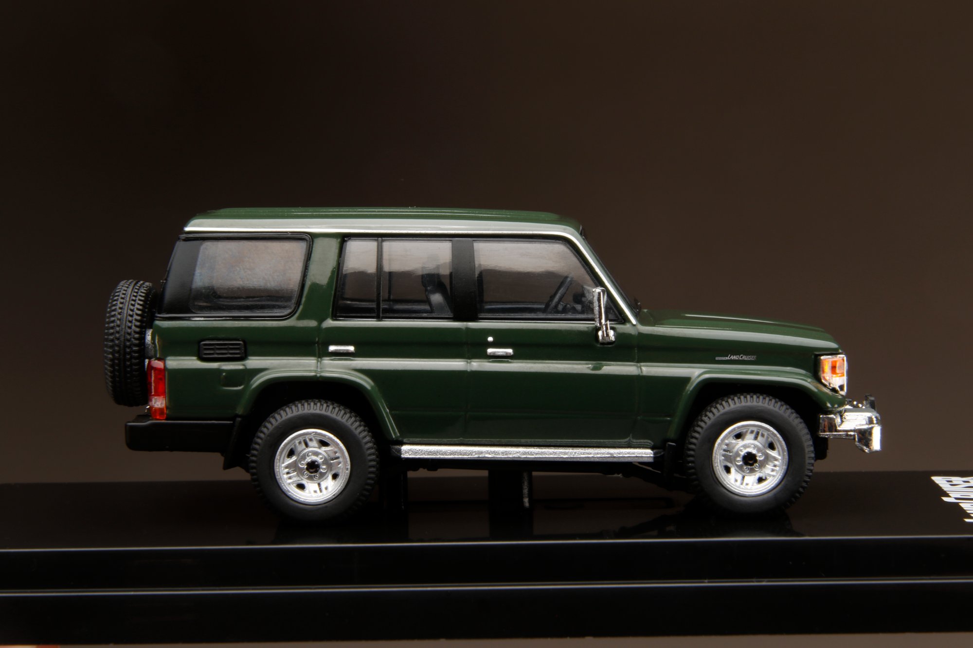 UNDONE】髙島屋限定モデル「Urban Stellar Green」を発売 | 株式